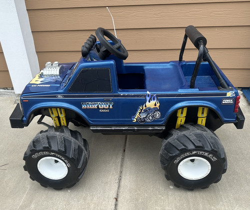 Vintage 1990 power wheels - vintage,