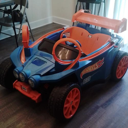 Power wheels hot - wheels,